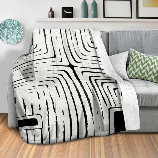 Abstract Labyrinth Blanket Blanket Clock Canvas