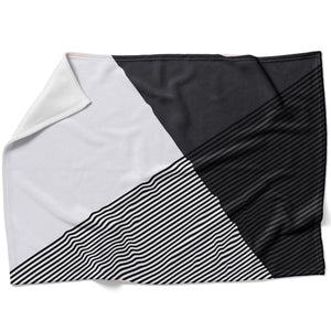 Black and White Triangles Blanket Blanket 75 x 100cm Clock Canvas