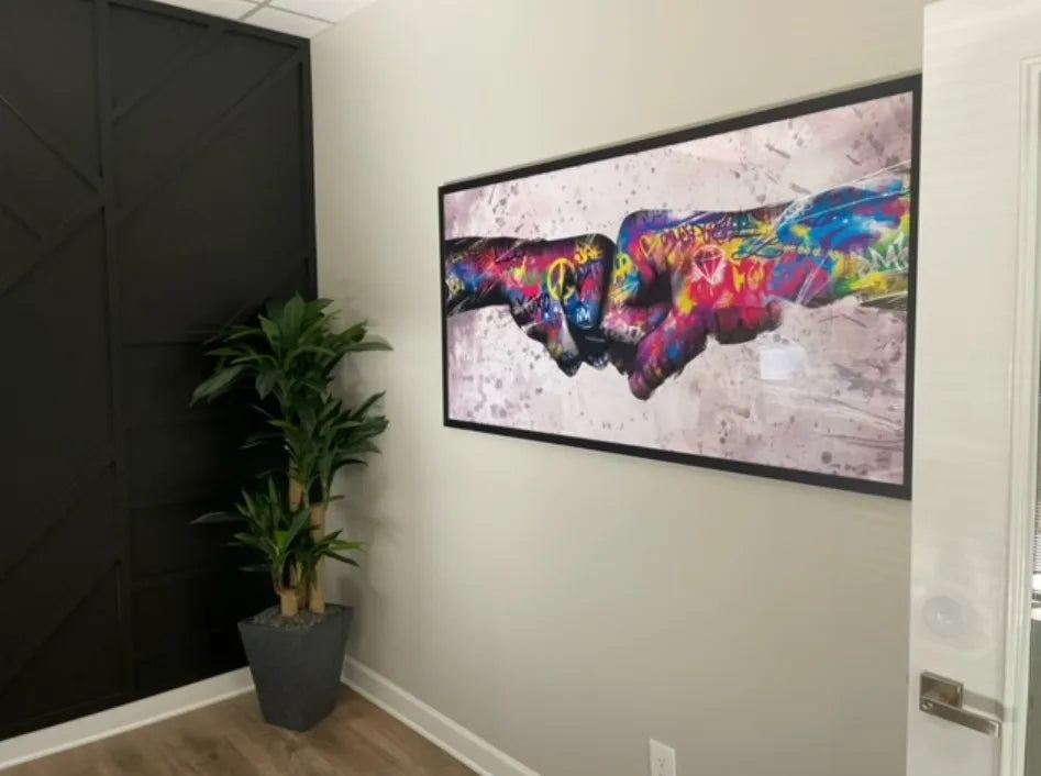 Clock Canvas wall art in Vania A.'s home