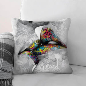 Graffiti Kiss Cushion Cushion Cushion Square Clock Canvas