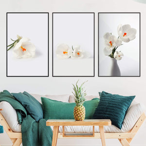 Snowdrop Flowers Canvas Art Set of 3 / 40 x 50cm / No Board - Canvas Print Only Clock Canvas